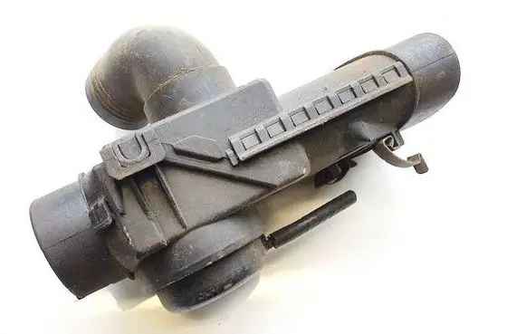 Intake resonator