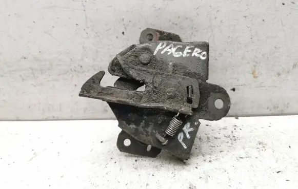 Mitsubishi Pajero Engine bonnet/hood lock/catch