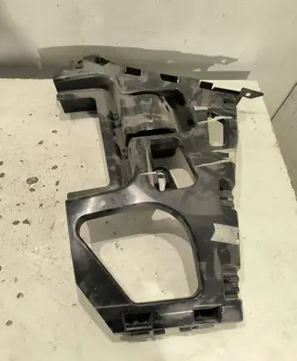 BMW 2 F22 F23 Rear bumper mounting bracket 51285534