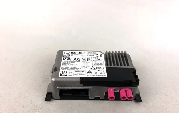 Volkswagen Tiguan Other control units/modules 5WA035284B 3G0915089