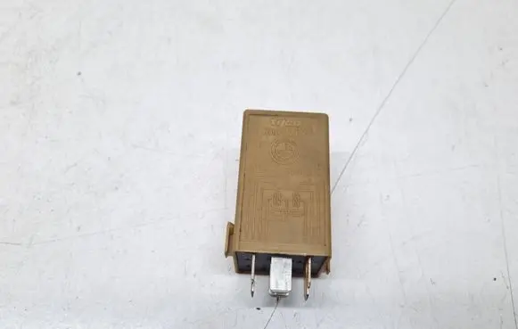 BMW X3 E83 Other relay 8384505 61368384505