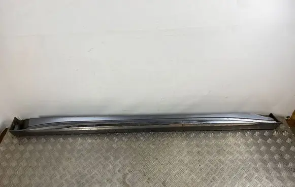 Mitsubishi Outlander Sill