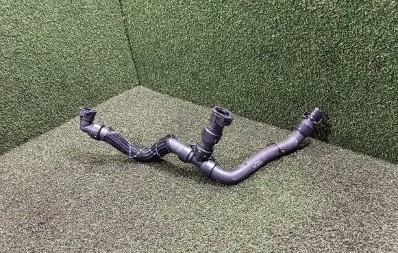 Renault Master III Engine coolant pipe/hose 212834559R