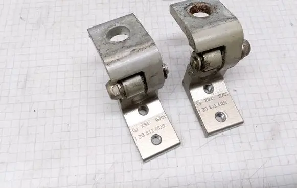 Skoda Octavia Mk2 (1Z) Rear door hinge set 1Z0833402B 1Z0833412B