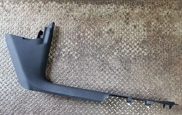 Audi Q3 F3 Front sill trim cover 83B867272