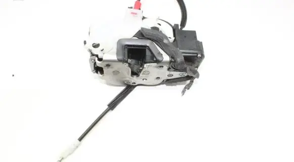 Chevrolet Orlando Coupe door lock (next to the handle) 13578261