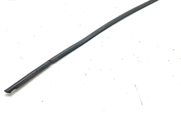 KIA Optima Front door glass trim molding 5E0837477