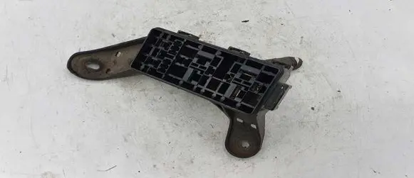 Lexus IS 220D-250-350 Fuse module NOCODE