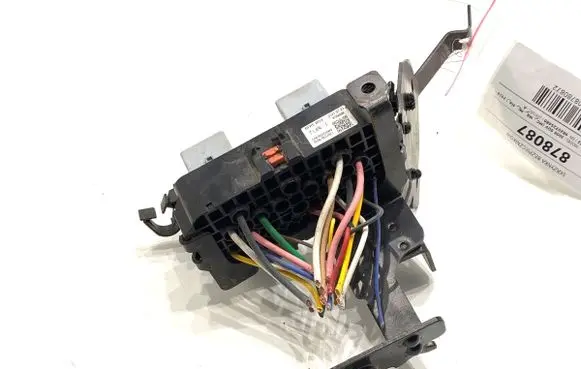Peugeot 3008 II Fuse box set 9820725480