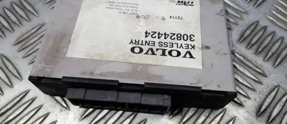 Volvo S40, V40 Comfort/convenience module 30824424 72114