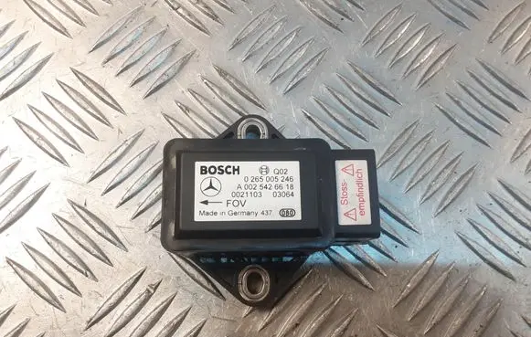 Mercedes-Benz E W211 ESP acceleration yaw rate sensor 0265005246
