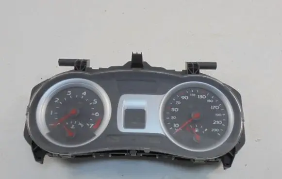 Renault Clio III Speedometer (instrument cluster) 8200715181S