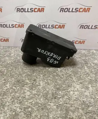 Volkswagen PASSAT B3 Vacuum pump 357962257