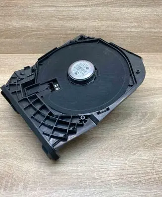 BMW 3 F30 F35 F31 Subwoofer speaker 9210147