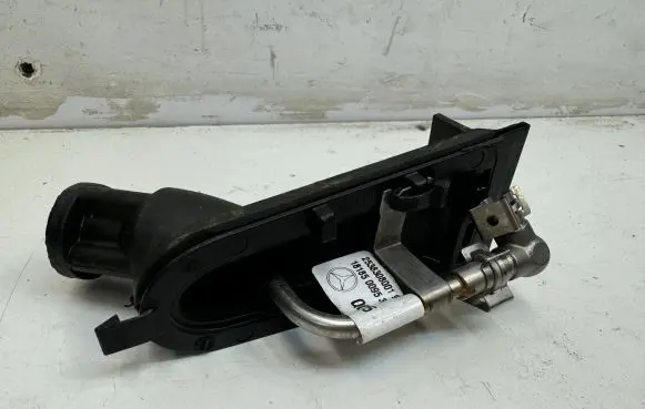 Mercedes-Benz GLC C253 Other engine bay part A2538308001