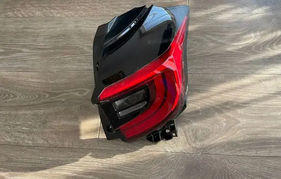 Mazda 2 Rear/tail lights V356015R