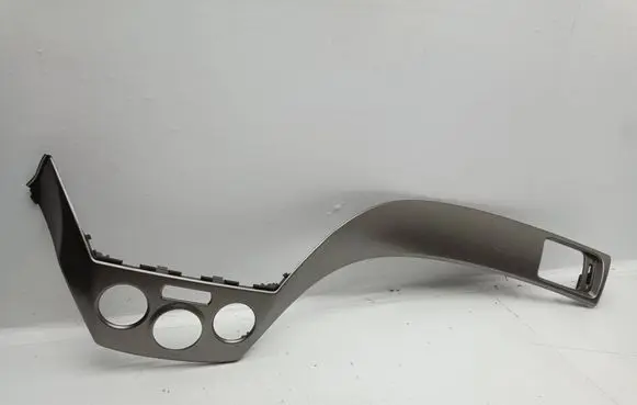 Subaru Impreza III Climate control/heater control trim 