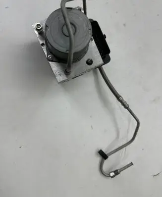 Tesla Model 3 ABS Pump 104474500B 10128415284