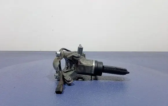 Mercedes-Benz Vito Viano W638 Ignition lock 