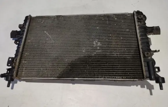 Opel Astra H Coolant radiator 13170111 0130303985
