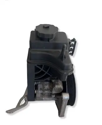 Mercedes-Benz C W204 Power steering pump A0064661501 7693900509