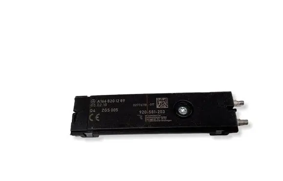 Mercedes-Benz B W246 W242 Aerial antenna amplifier A1668201289