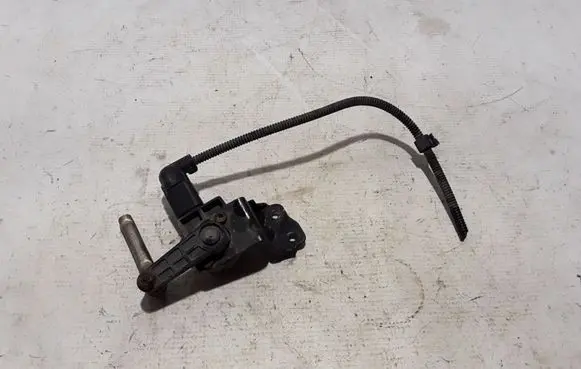 Rear air suspension level height sensor