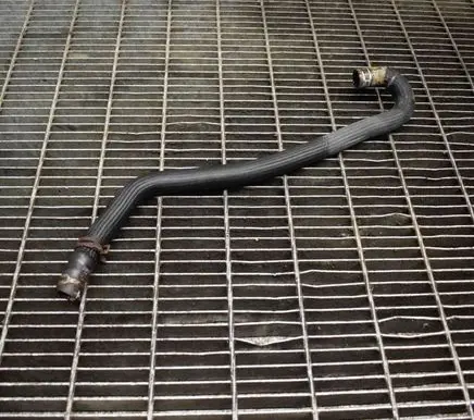 Chevrolet Volt I Engine coolant pipe/hose 20863071