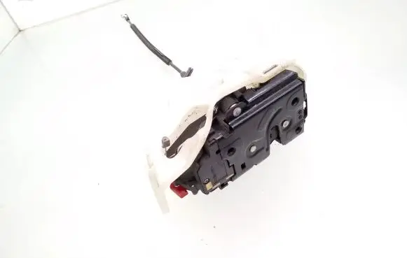 Volkswagen Golf V Rear door lock 7L0839016D 1K0839350C 1K5839086C