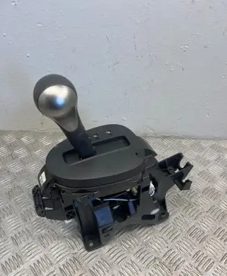Nissan Juke I F15 Gear shifter/selector 12Y29TG