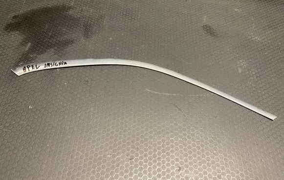 Opel Insignia A Rear side glass trim 2066Z32