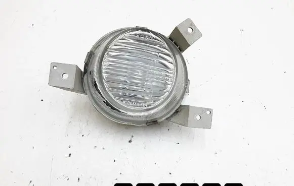 Suzuki Ignis Front fog light 09204036