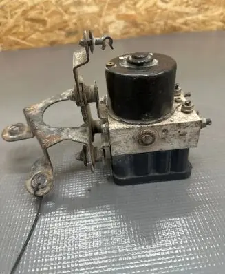 Volkswagen Polo V 6R ABS Pump 1K0907379K 10096003483 00005305D