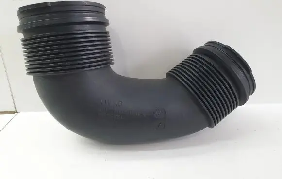 Audi Q7 4M Air intake duct part 059129616B