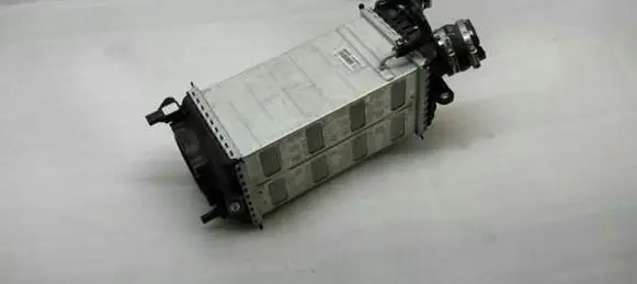 Mercedes-Benz E W212 Intercooler radiator A2780900414