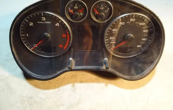 Audi A3 S3 8V Speedometer (instrument cluster) 8P0920982C