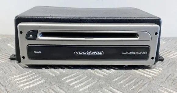 Mitsubishi Pajero Navigation unit CD/DVD player 22CA594