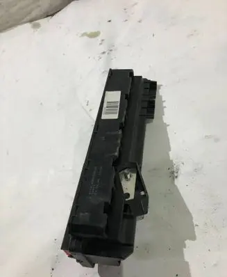 BMW 5 E60 E61 Fuse module 6957330