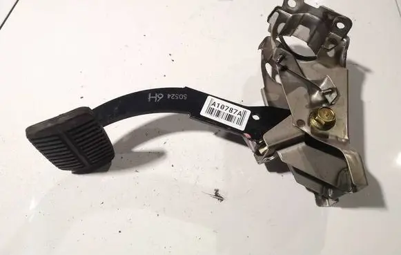 Subaru Forester SG Brake pedal 