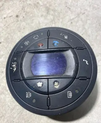 Renault Espace - Grand espace IV Climate control unit 8200028447A 09380429F 0429H317810079