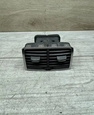 Audi A6 S6 C5 4B Rear air vent grill 4F0819203B