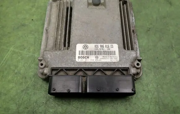 Seat Altea XL Engine control unit/module ECU 03G906016EG