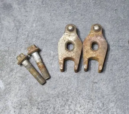 Ford Galaxy Fuel Injector clamp holder 