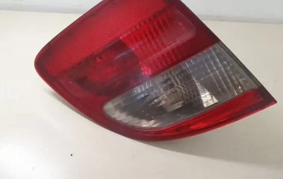 Mercedes-Benz E W211 Tailgate rear/tail lights A2118201364