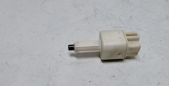Toyota Yaris Brake pedal sensor switch 2701K50