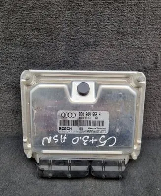 Audi A6 S6 C5 4B Engine control unit/module 8E0909559H 0261207839