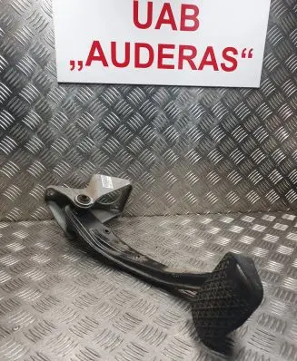 Mercedes-Benz ML W164 Brake pedal A1642901901 PP164290046 071850419