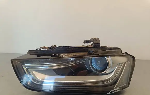 Audi A4 S4 B8 8K Headlight/headlamp 030127567105 LE10D6235 30663182