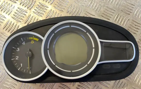 Renault Megane III Speedometer (instrument cluster) 248104286R A2C53258659 A2C53285111