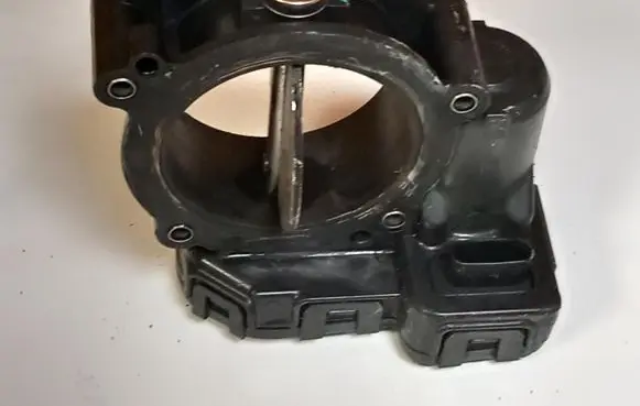 Mercedes-Benz E W212 Throttle body valve A6510900070